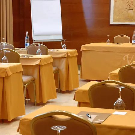 Hotel Vincci Ciudad De 4*