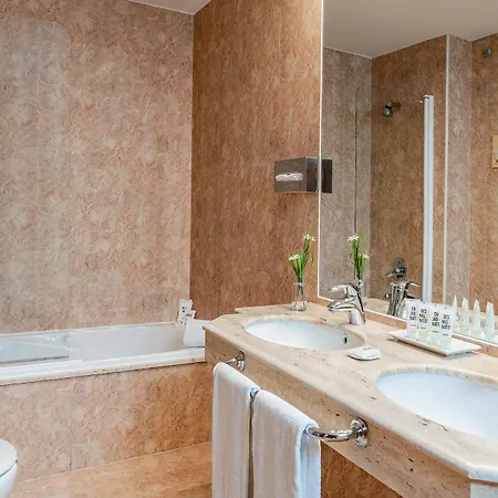 Hotel Vincci Ciudad De 4*