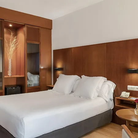 Vincci Ciudad De Hotel 4*